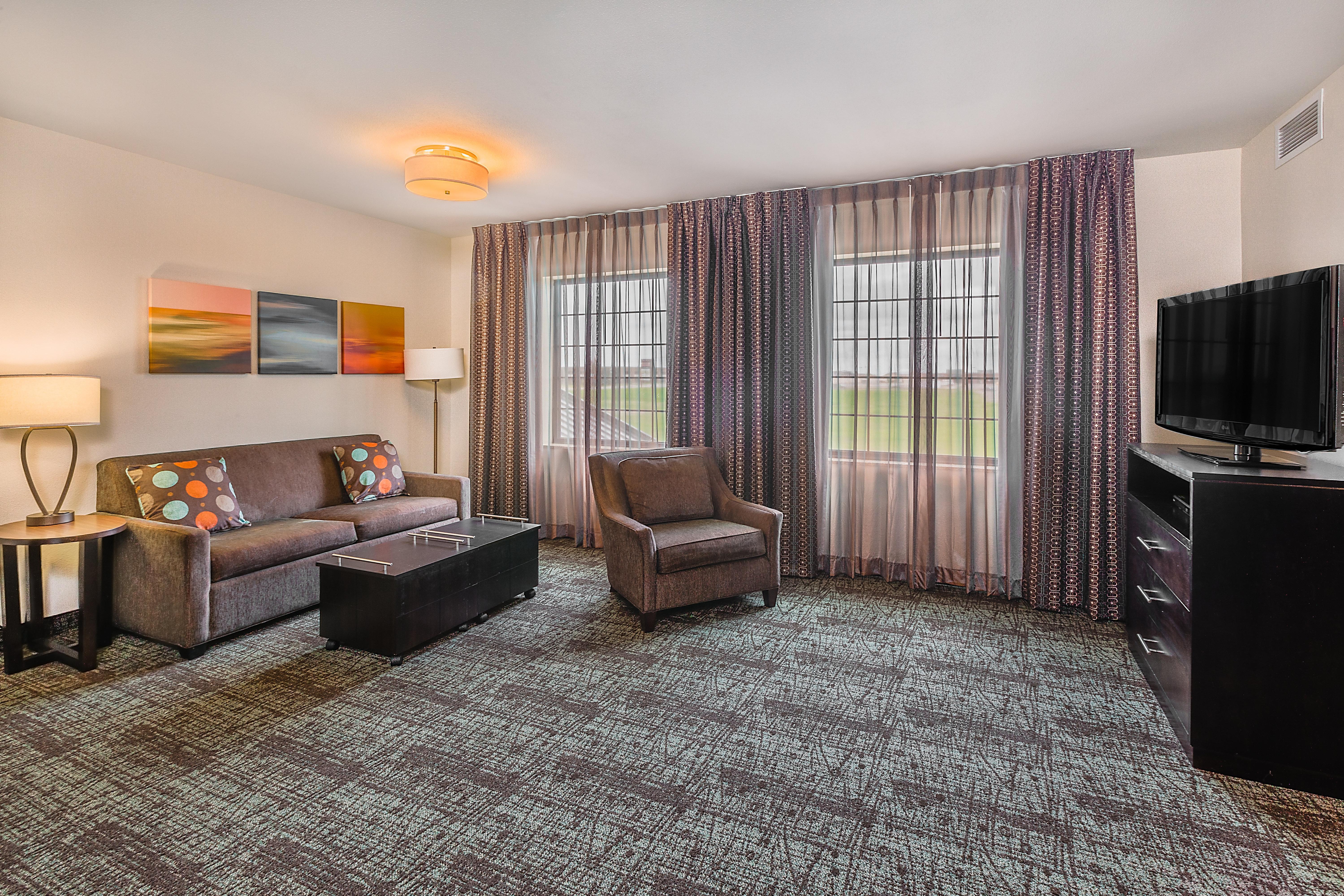 Staybridge Suites Bismarck By Ihg מראה חיצוני תמונה